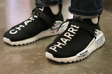 Adidas pharrell x Chanel NMD